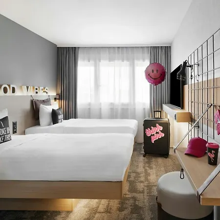 Moxy Zurich-2